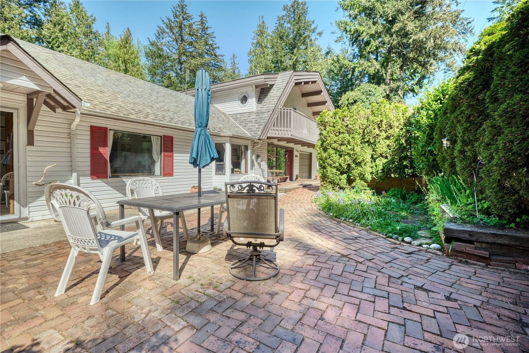 Point Roberts, WA 98281,1984 Johnson RD