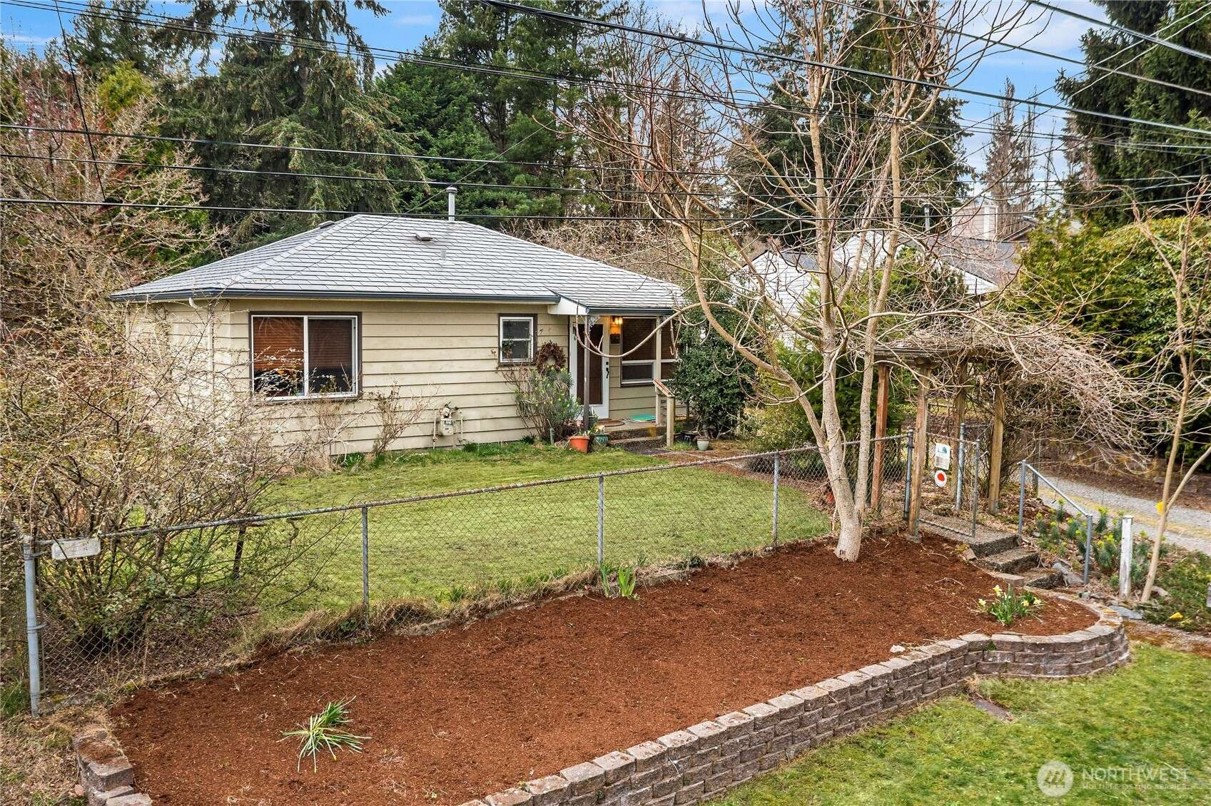 Shoreline, WA 98155,15835 26th AVE NE