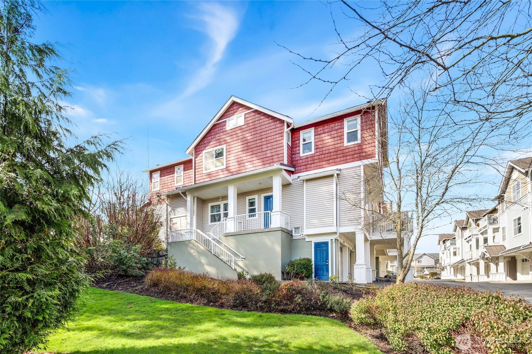 Seattle, WA 98126,2800 SW Raymond ST #207