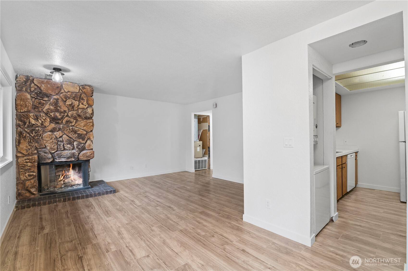 Bothell, WA 98011,9523 NE 180th ST #A206