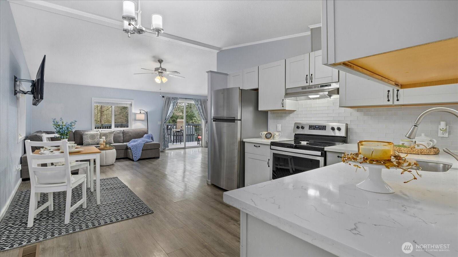 Camano Island, WA 98282,291 Carefree LN