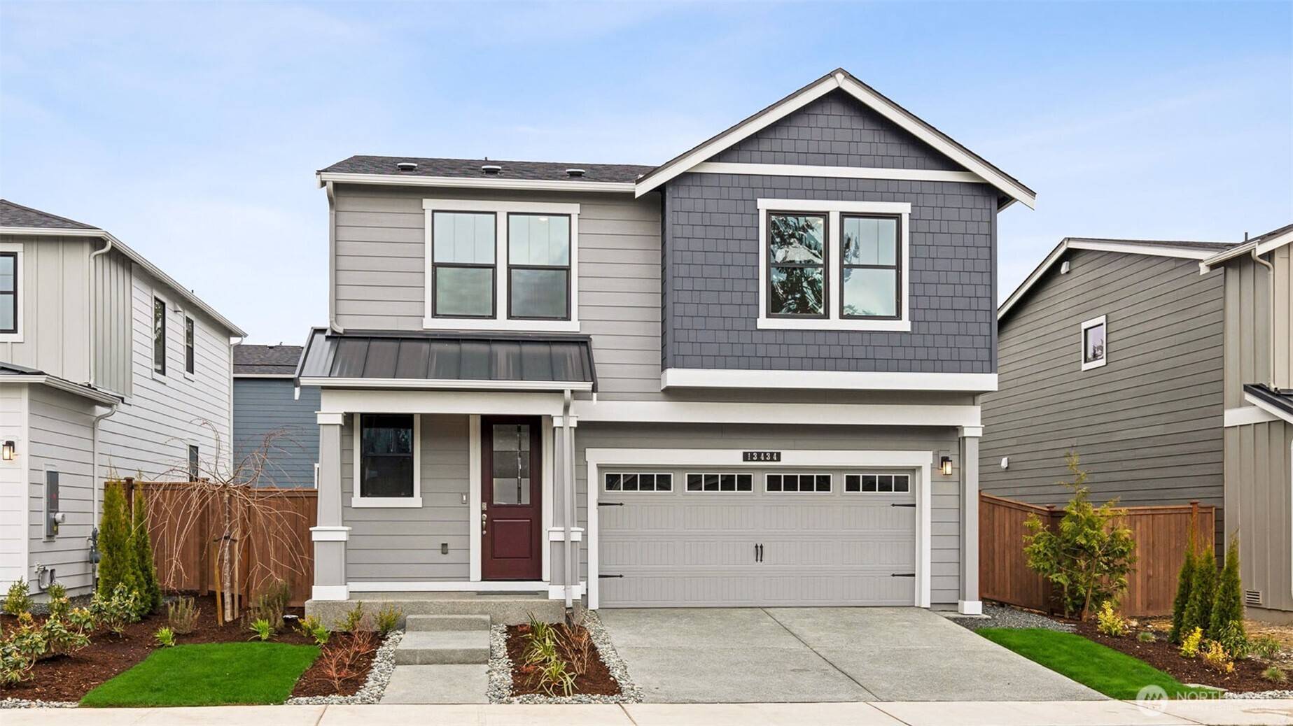 Kirkland, WA 98033,10591 135th AVE NE #24