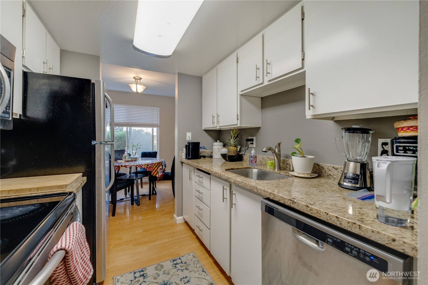 Everett, WA 98203,323 75th ST SE #A-14