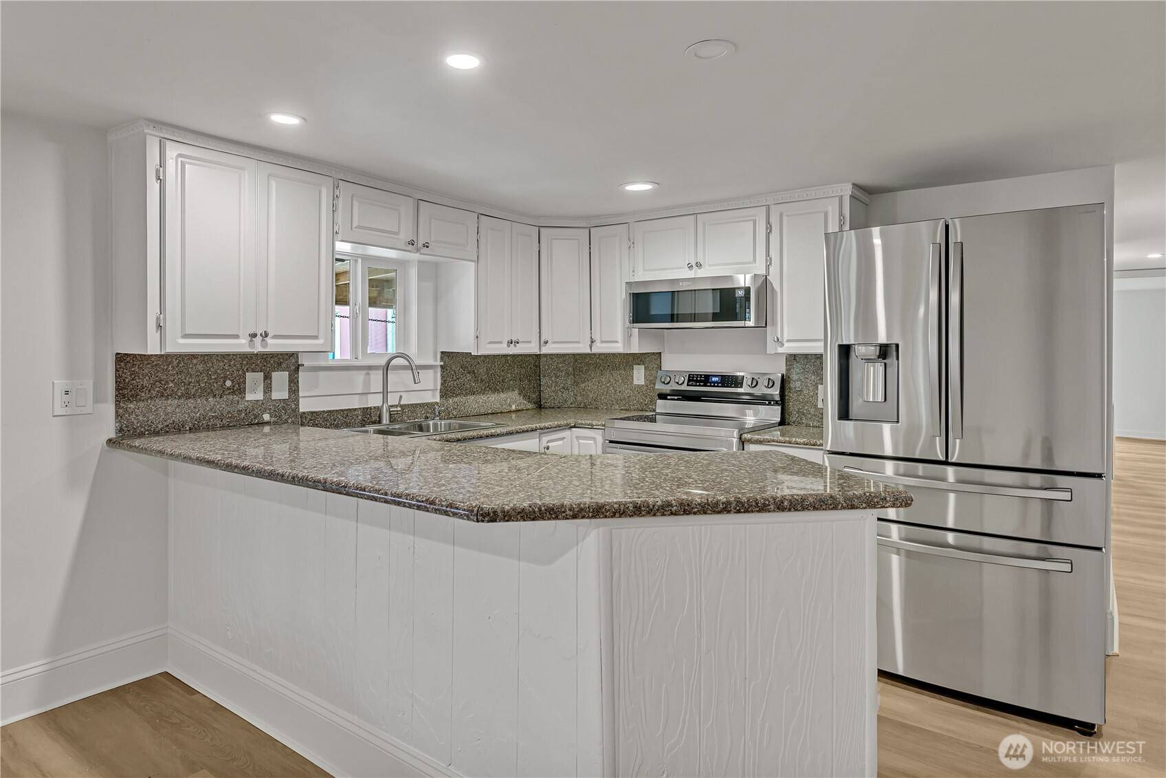 Federal Way, WA 98003,3001 S 288th ST #219