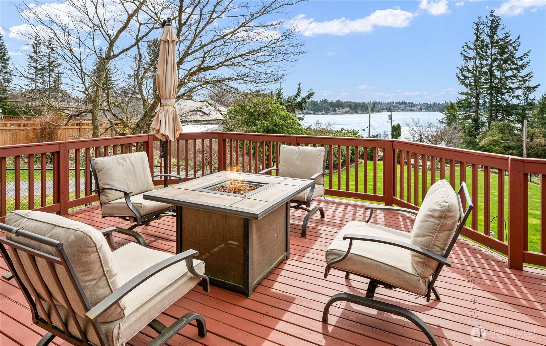 Lake Stevens, WA 98258,11309 Vernon RD