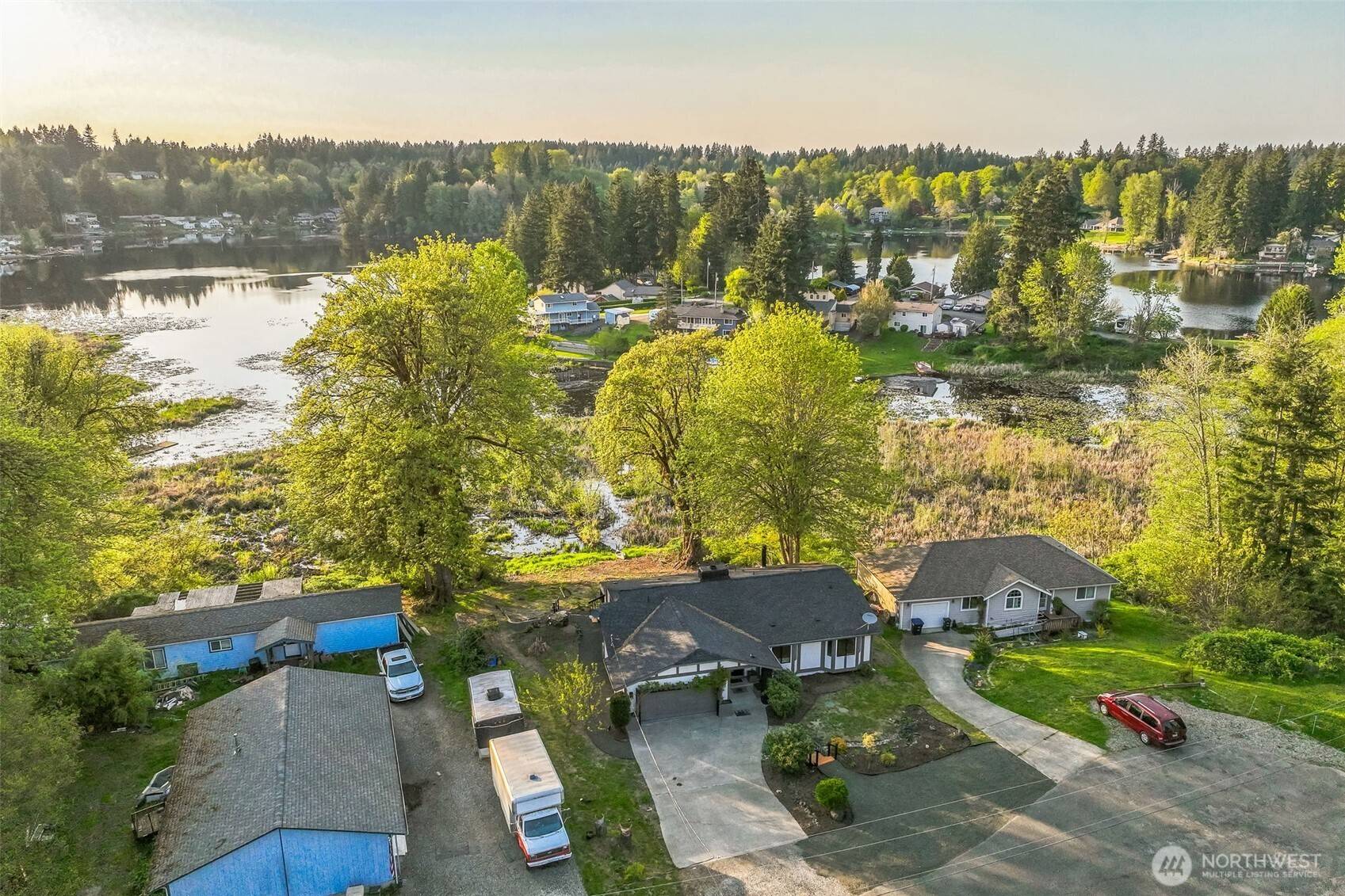 Olympia, WA 98513,10231 Kiwa DR SE