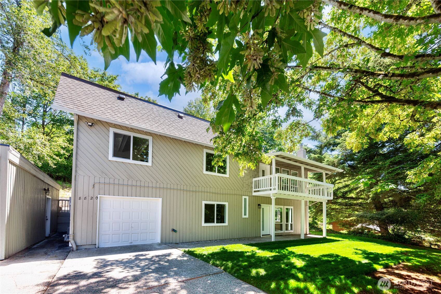 Newcastle, WA 98056,8820 125th PL SE