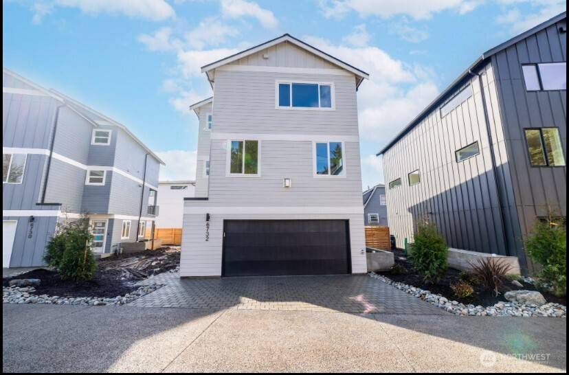 Seattle, WA 98106,6732 21st AVE SW