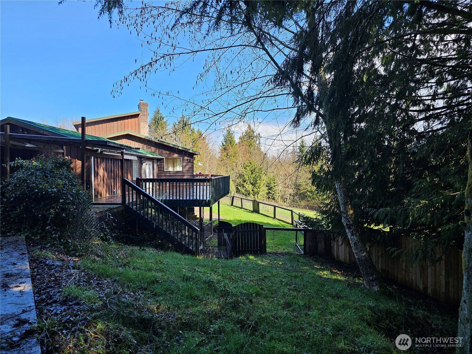 Elma, WA 98541,105 Strawberry Hill RD
