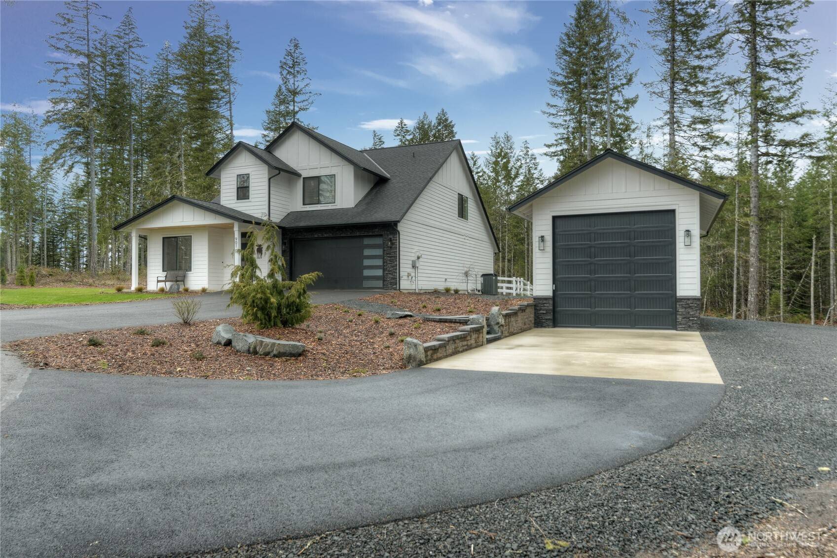 Shelton, WA 98584,901 W Clear Lake DR
