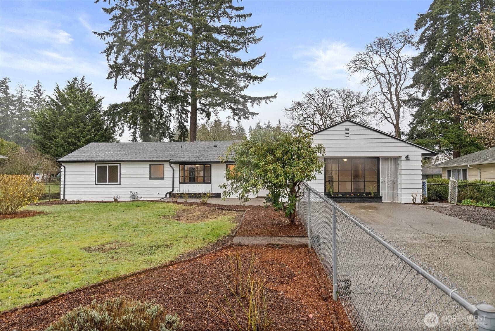 Lakewood, WA 98499,9025 Carol AVE S