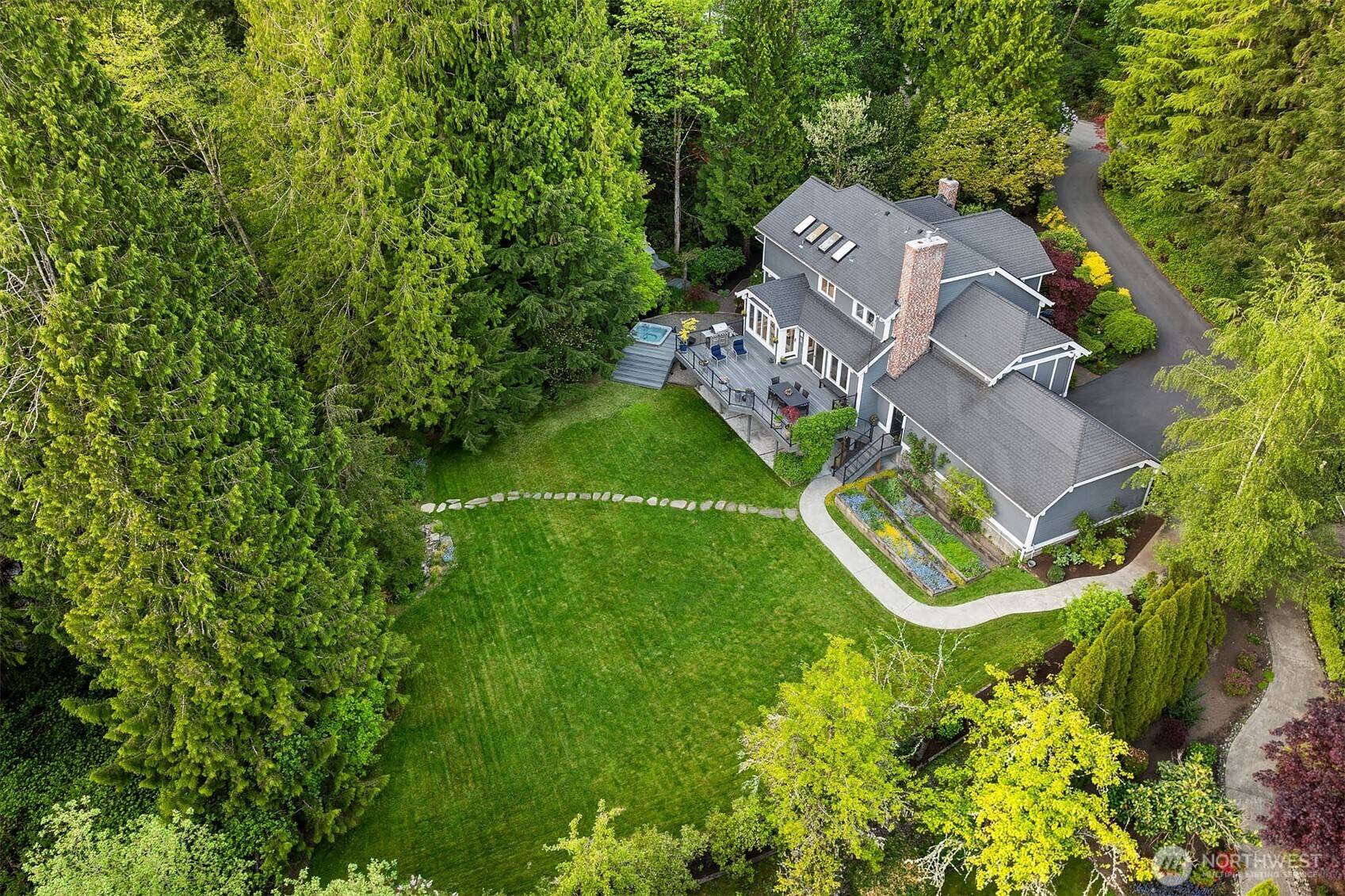 Bellevue, WA 98007,4525 143rd PL NE