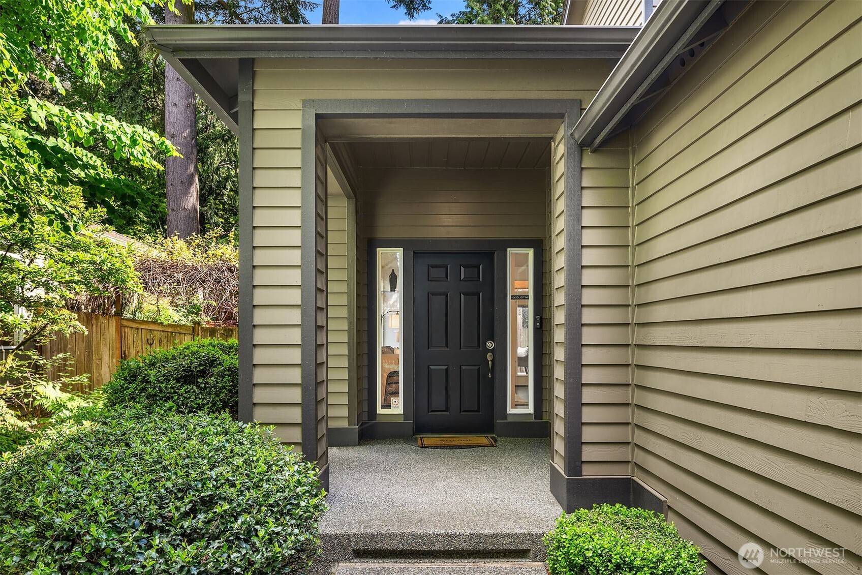 Kirkland, WA 98033,12423 NE 70th ST