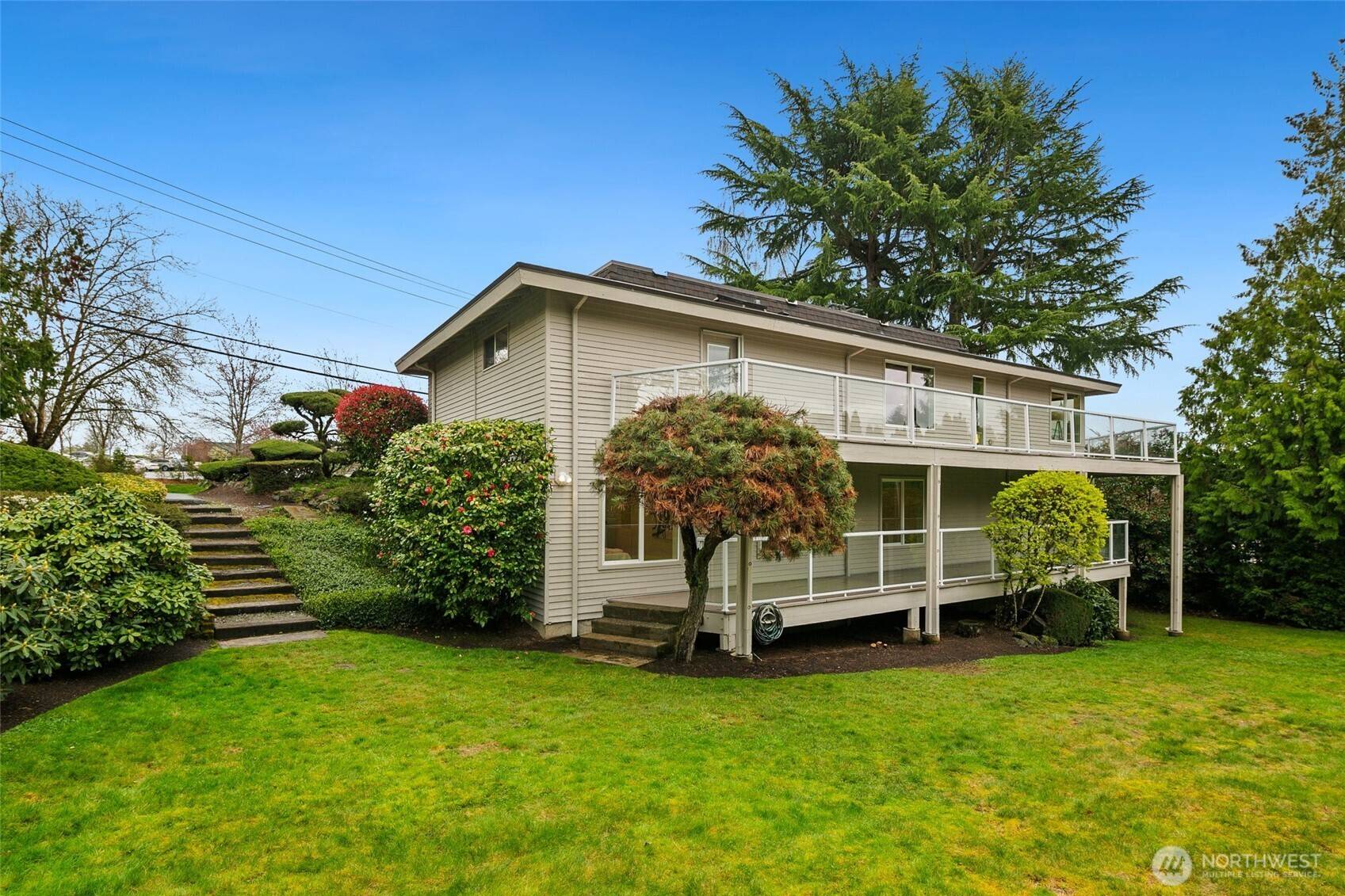 Mercer Island, WA 98040,8225 SE 24th ST