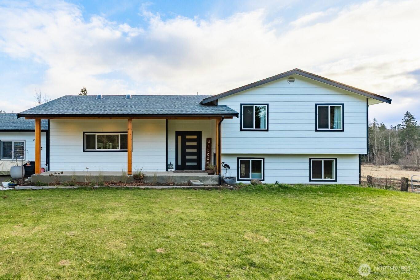 Bellingham, WA 98226,2403 E Hemmi RD