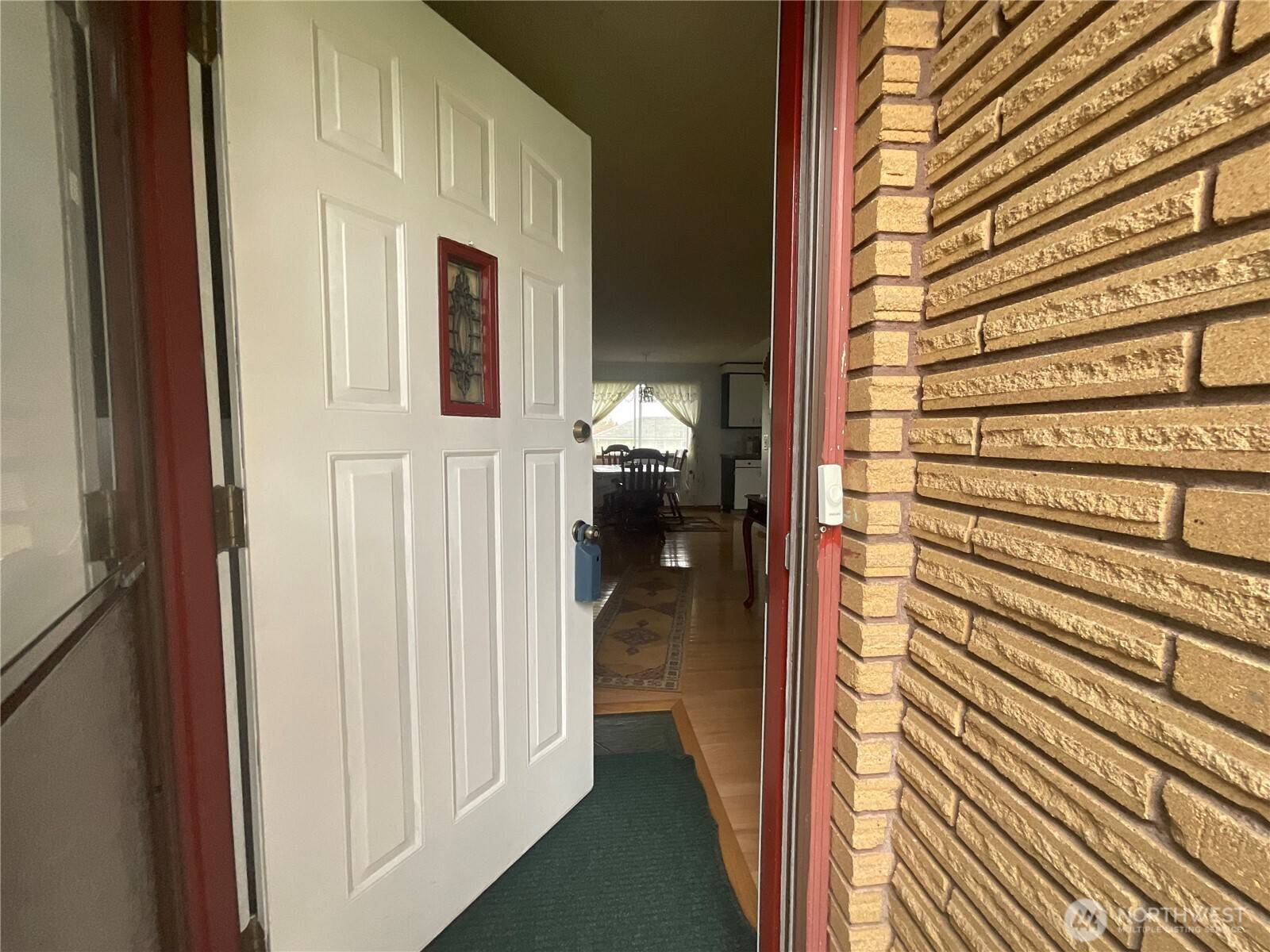 Oak Harbor, WA 98277,545 SE O'LEARY ST