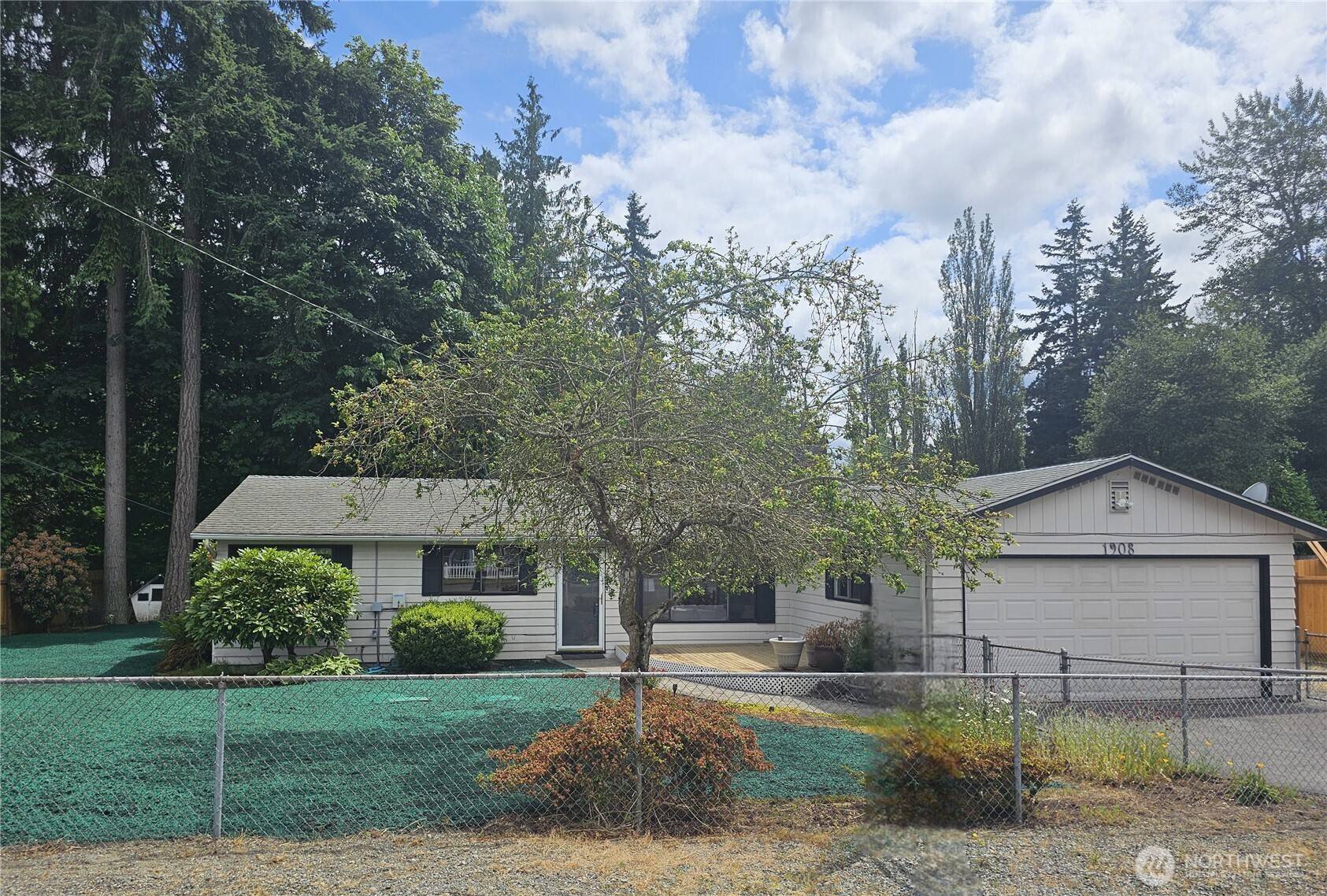 Lynnwood, WA 98036,1908 206th ST SW