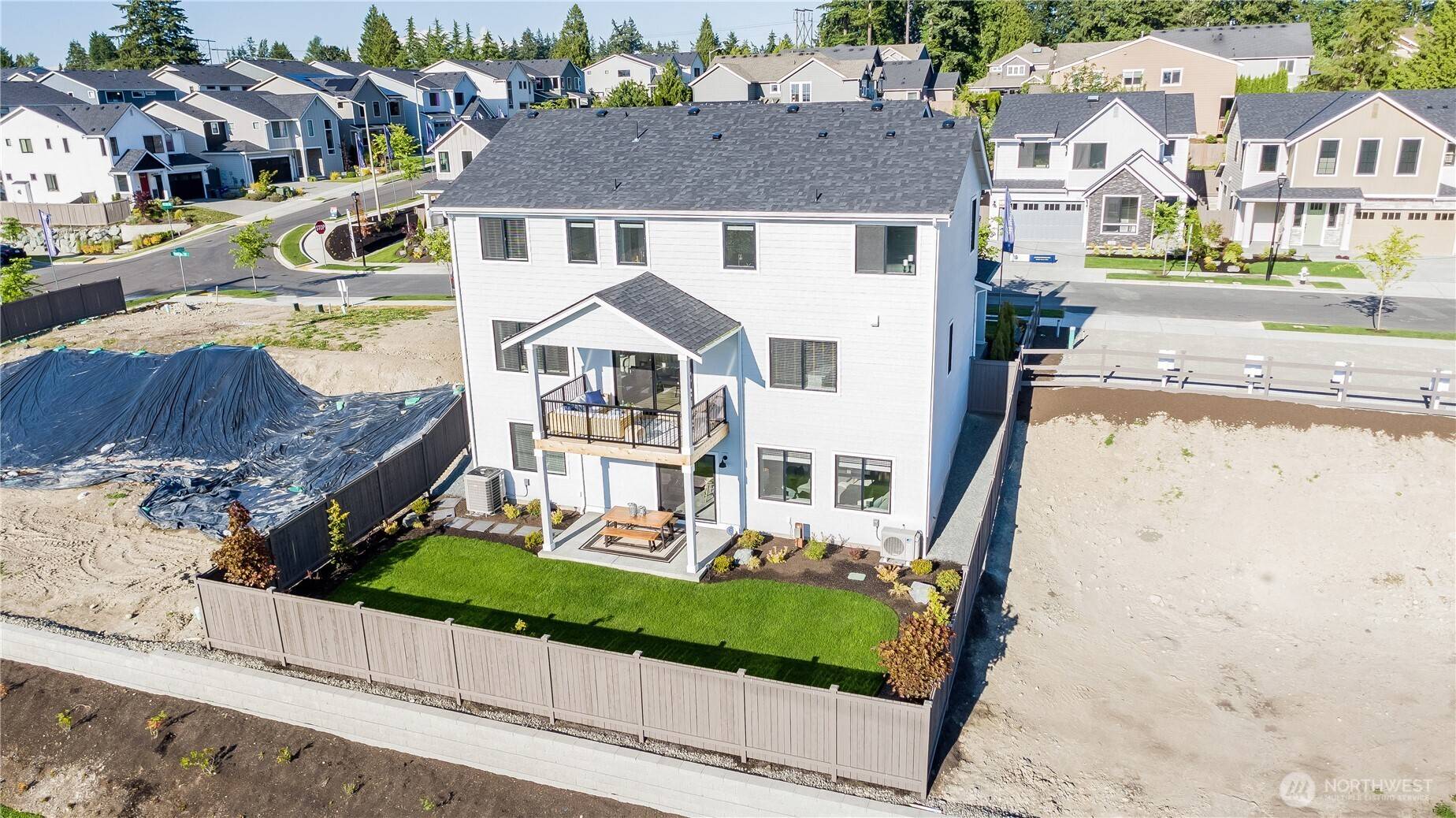 Bothell, WA 98011,20227 125th AVE NE #SM2-08