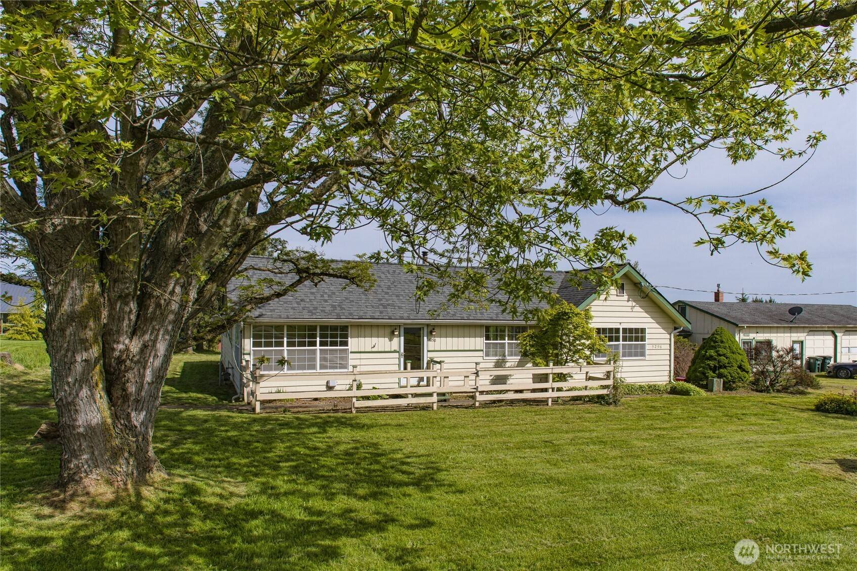 Ferndale, WA 98248,5296 OLSON RD