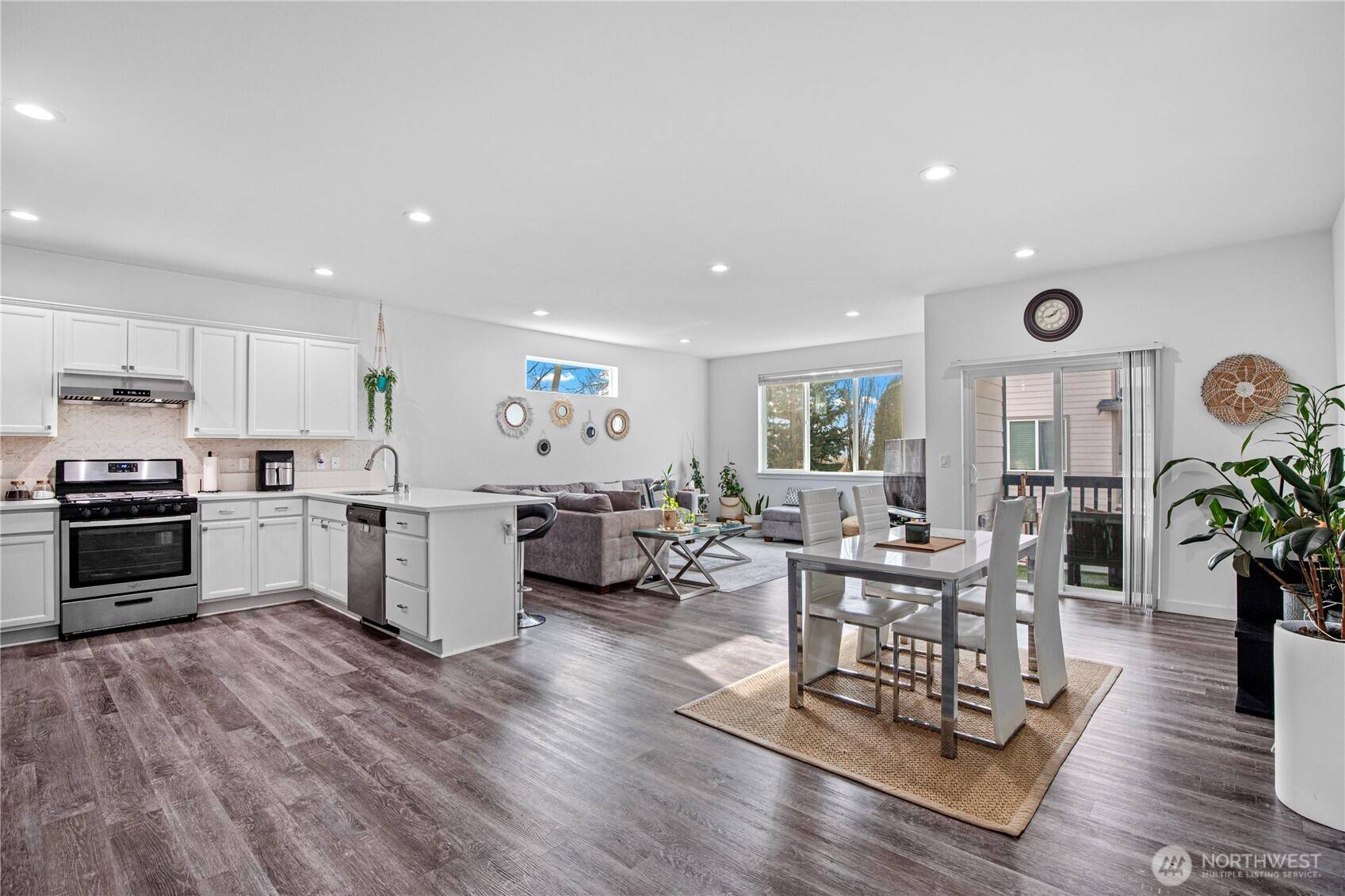 Renton, WA 98055,4889 Talbot RD S