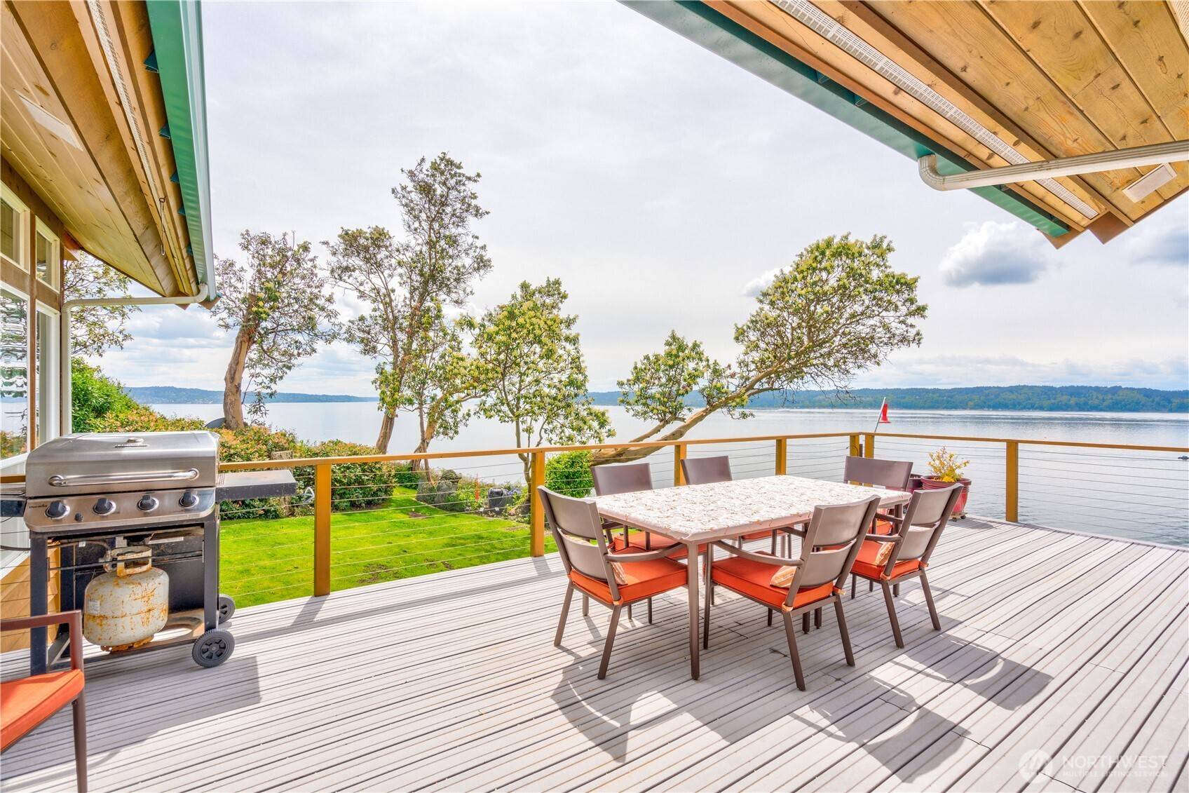 Hat Island, WA 98206,14 J Everett Way