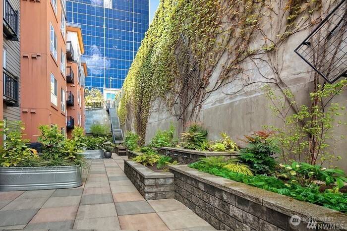 Seattle, WA 98104,108 5th AVE S #520