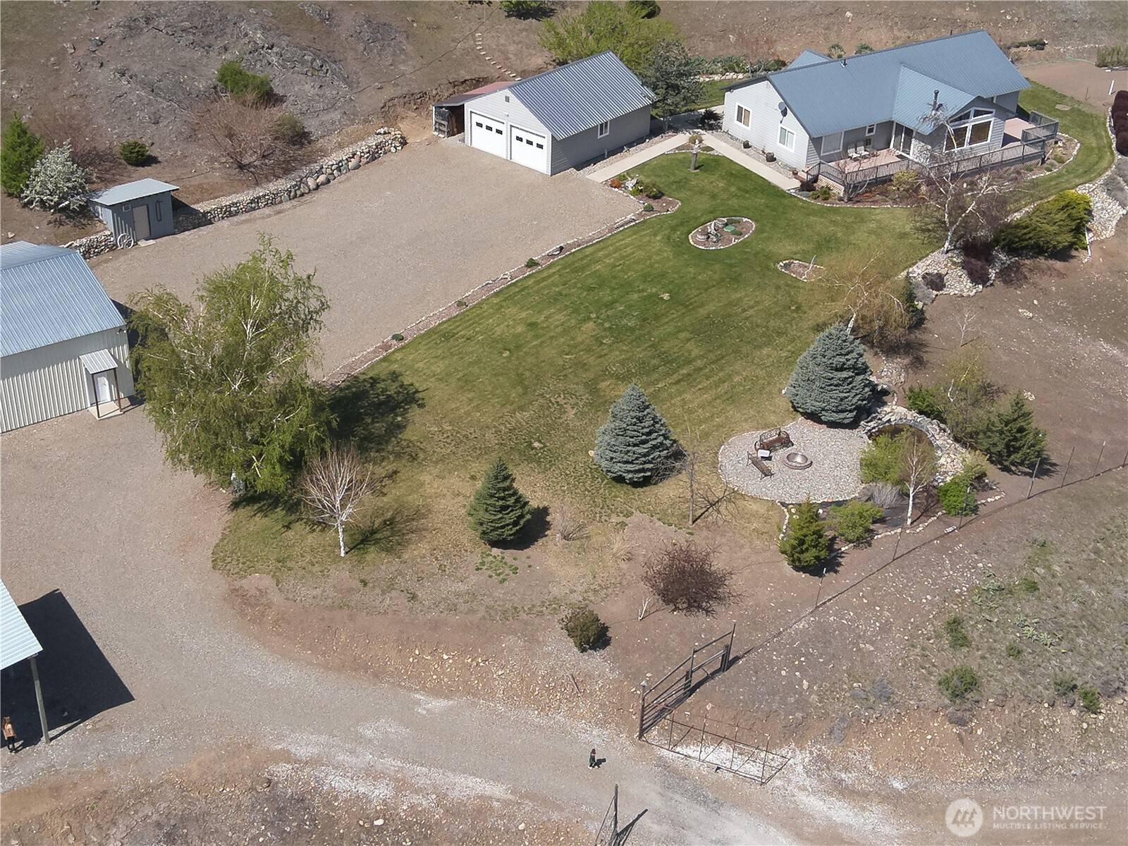 Tonasket, WA 98855,1811 Pine Creek RD
