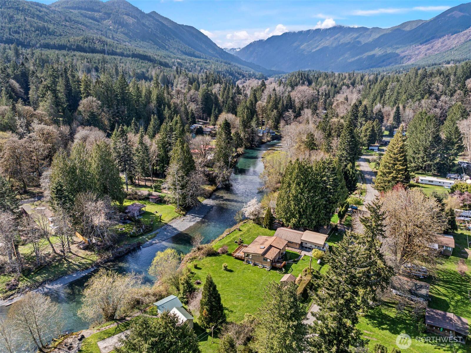 Brinnon, WA 98320,210 Kelly RD
