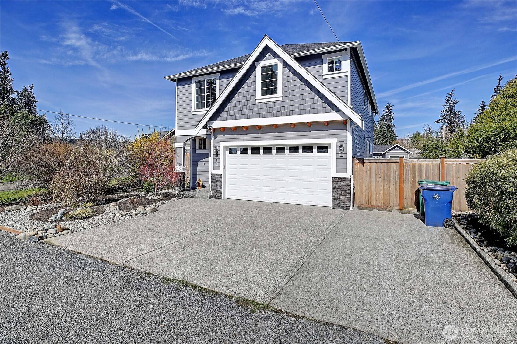 Camano Island, WA 98282,224 Mackenzie DR