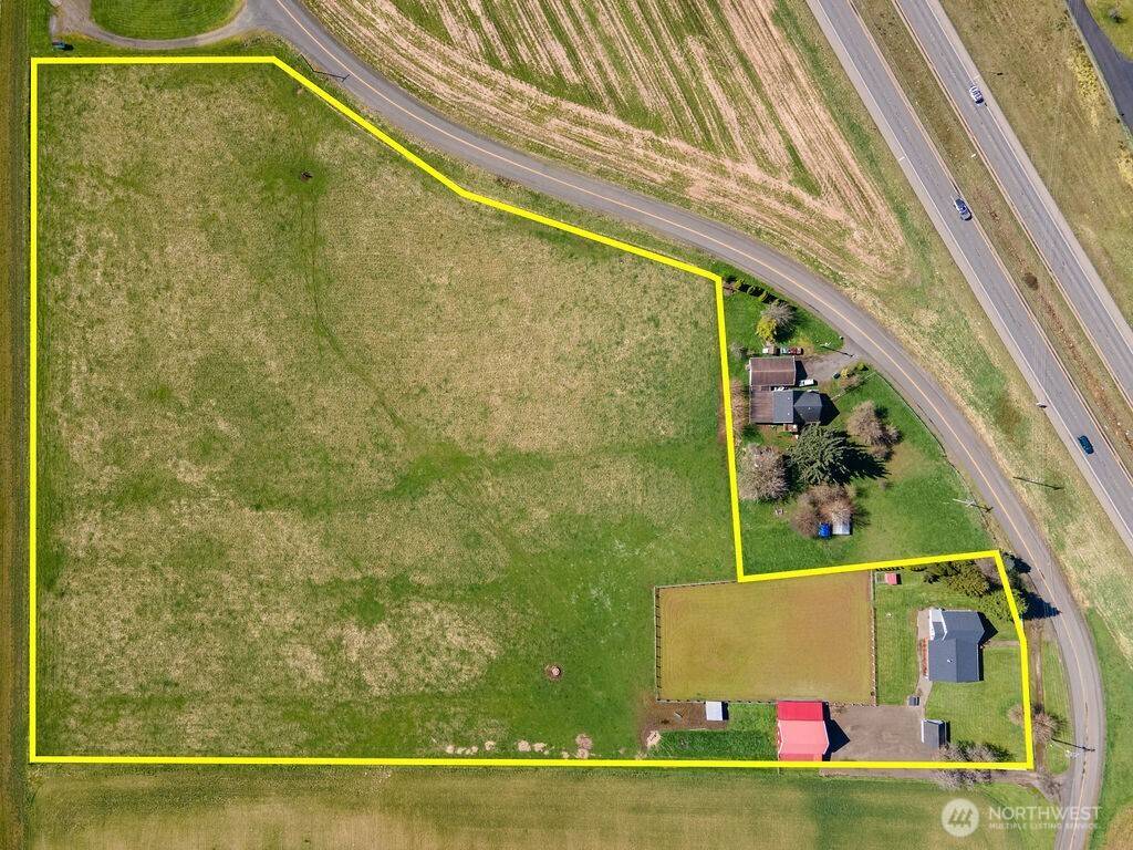 Montesano, WA 98563,64 Brady Loop RD E