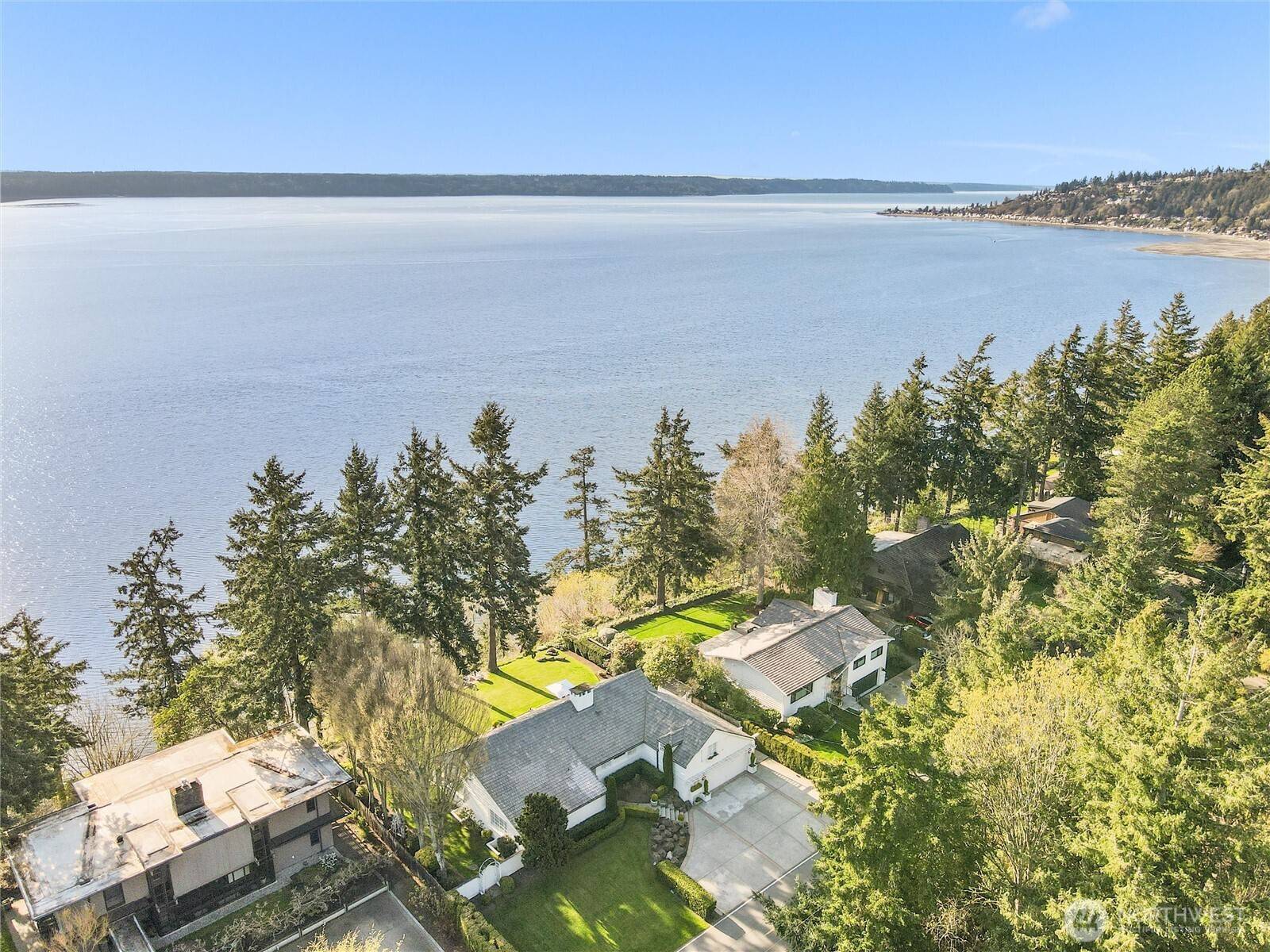 Normandy Park, WA 98166,19263 Edgecliff DR SW