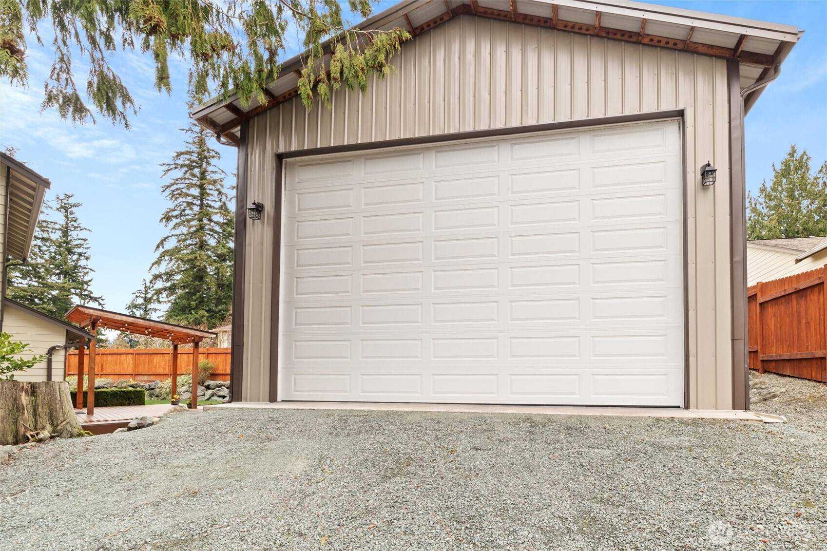 Mount Vernon, WA 98273,2501 Northwoods LOOP