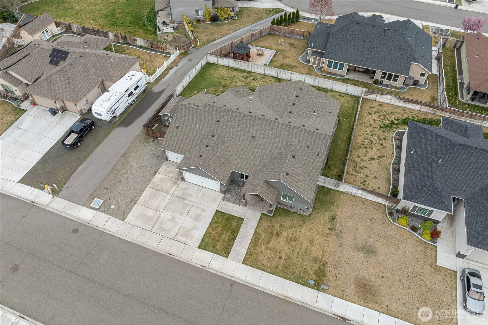 Pasco, WA 99301,3506 Reserve LN