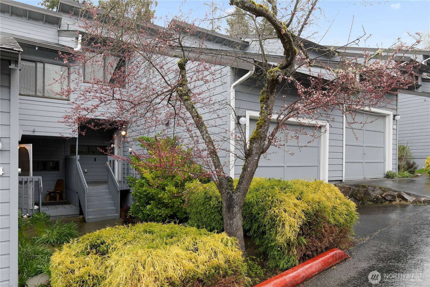 Des Moines, WA 98198,21638 14th AVE S #E5