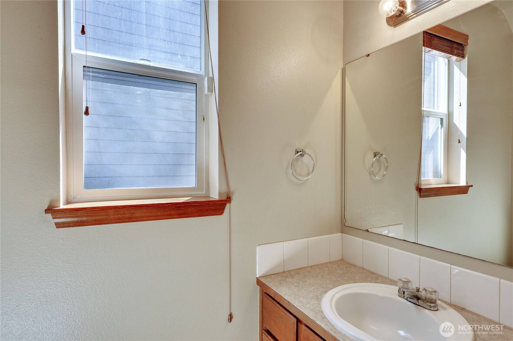 Bremerton, WA 98311,7153 Brunswick PL NE