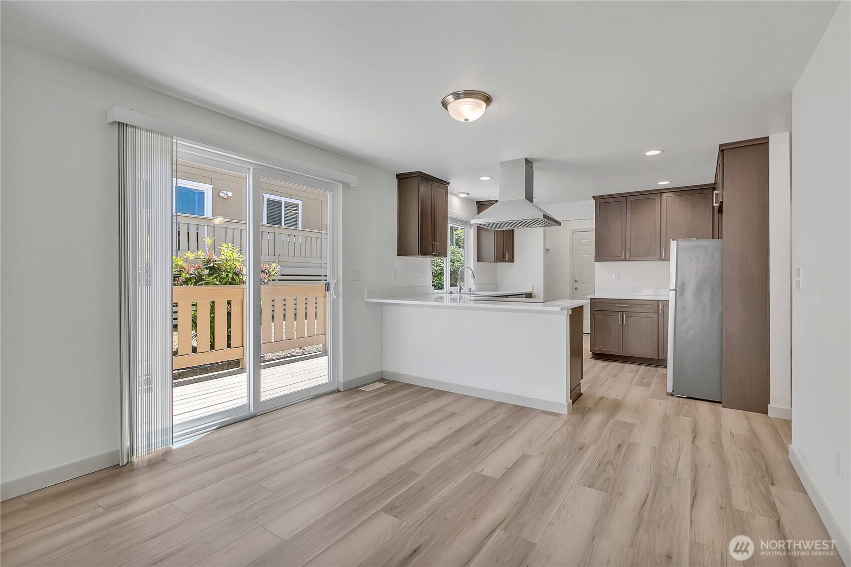 University Place, WA 98466,7117 40th ST W #28