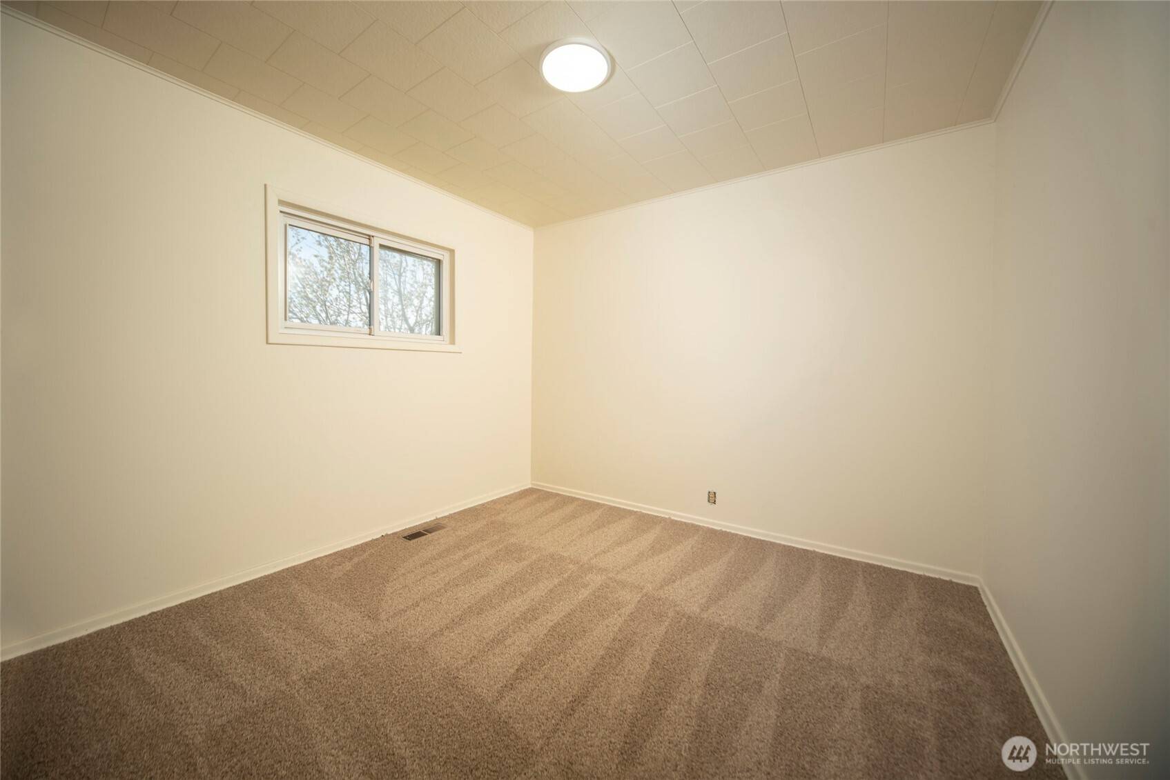 Ellensburg, WA 98926,402 W Helena AVE