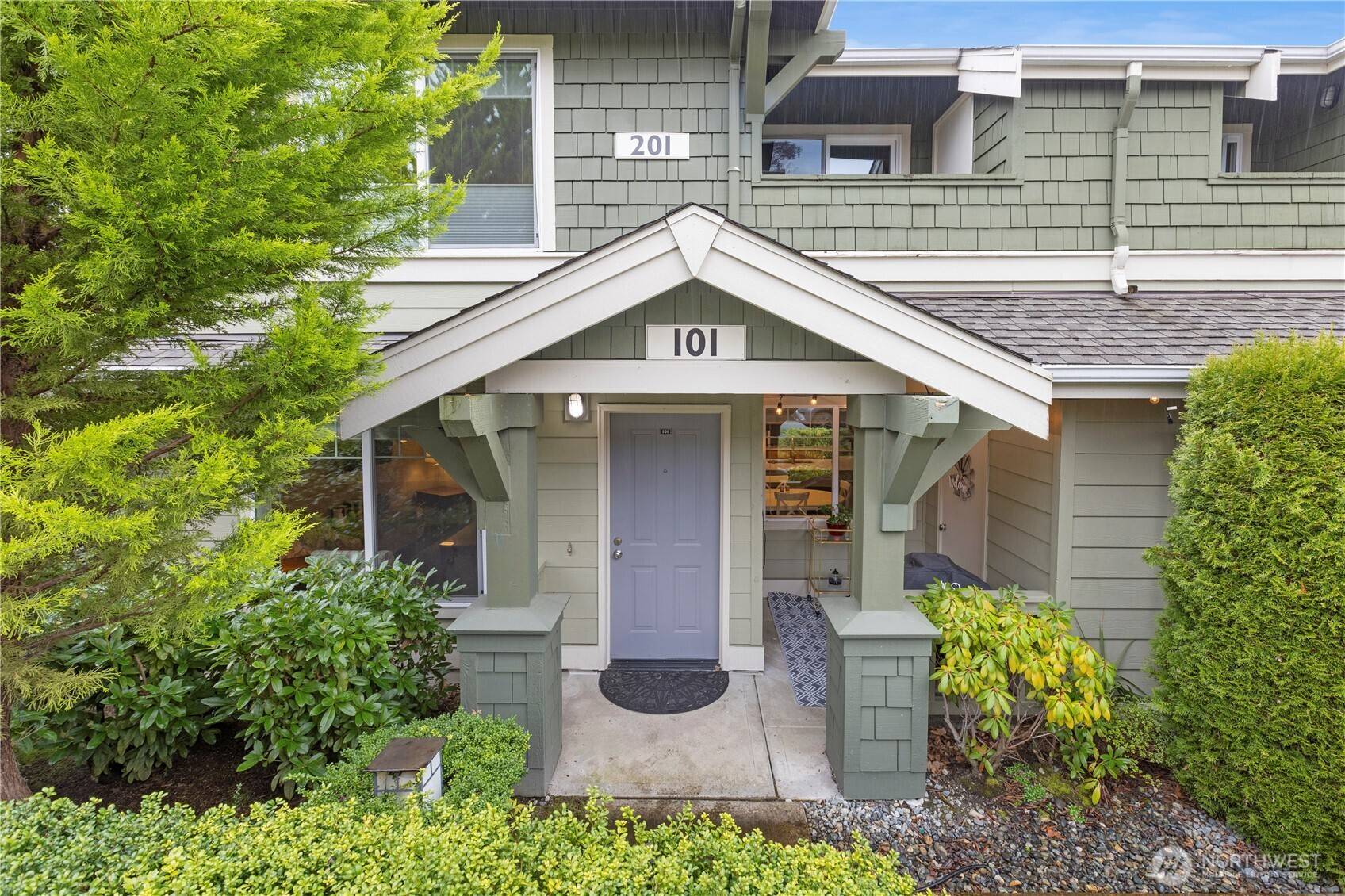 Issaquah, WA 98029,1981 24th AVE NE #101