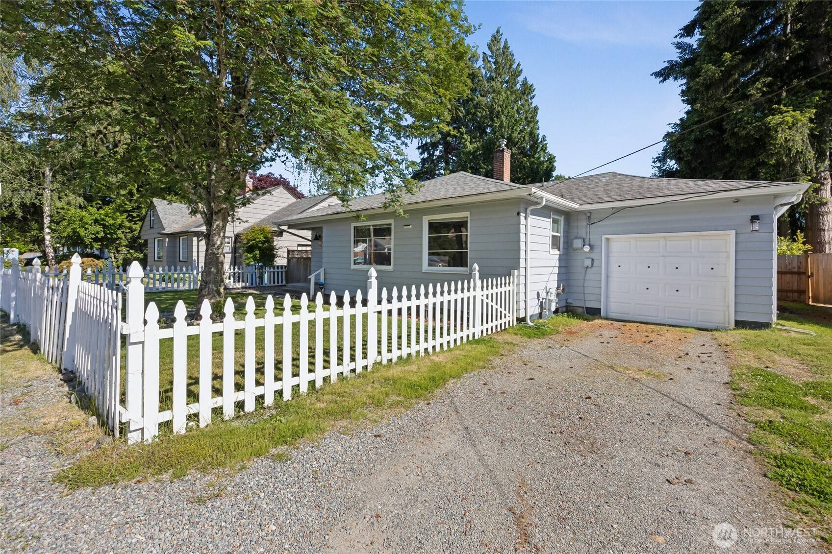 Puyallup, WA 98372,2720 Linden LN