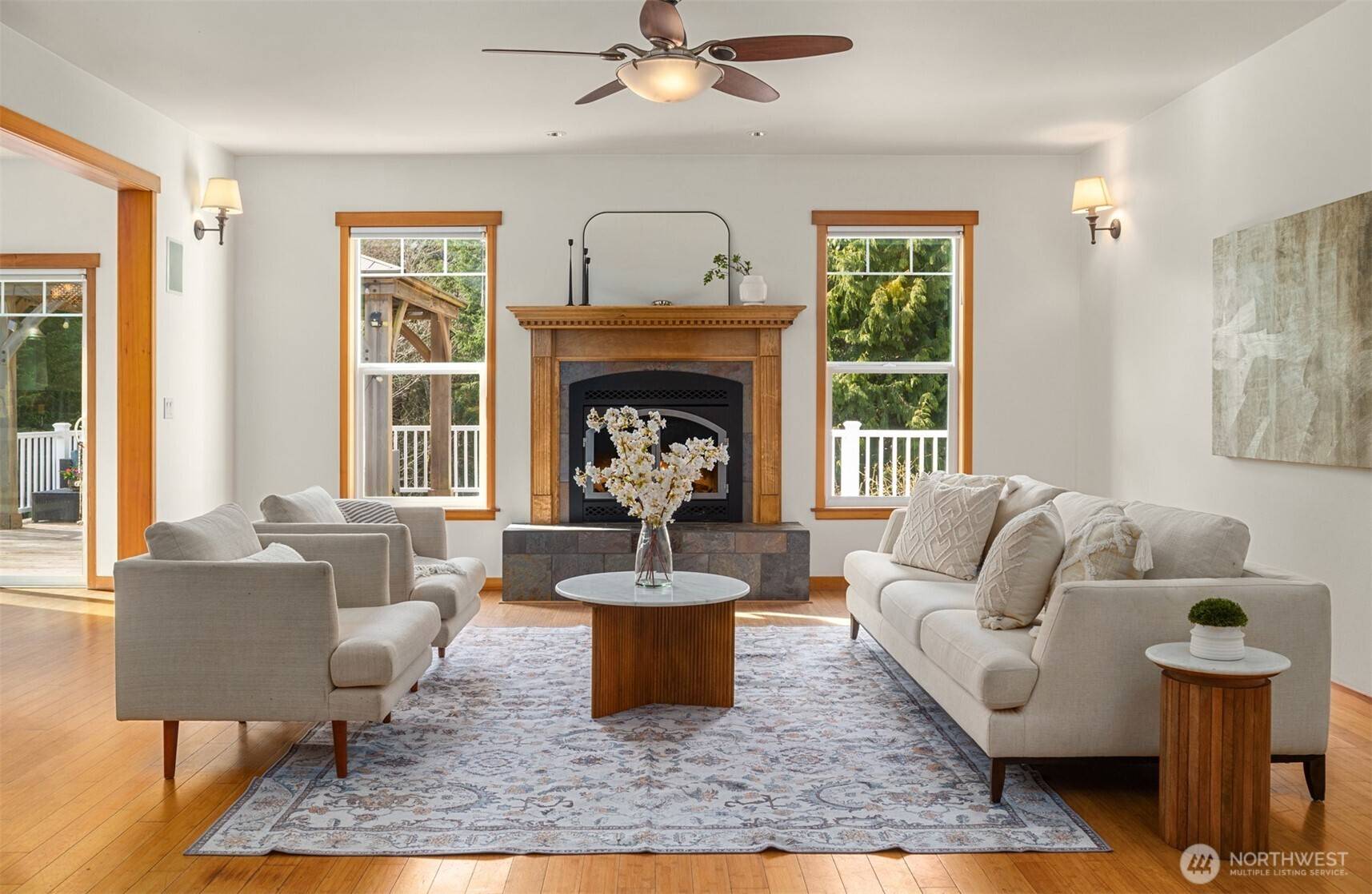 Kingston, WA 98346,24739 Hillbend LN NE