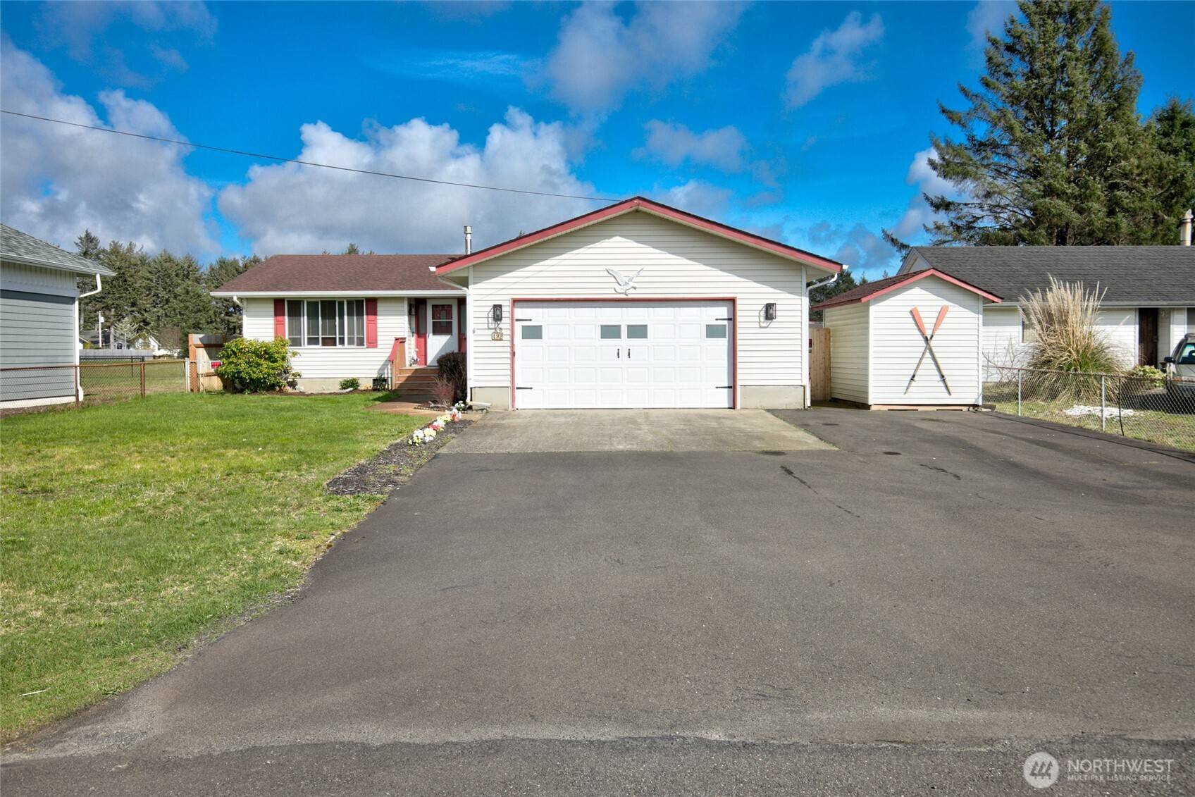 Ocean Shores, WA 98569,192 Canal DR NE
