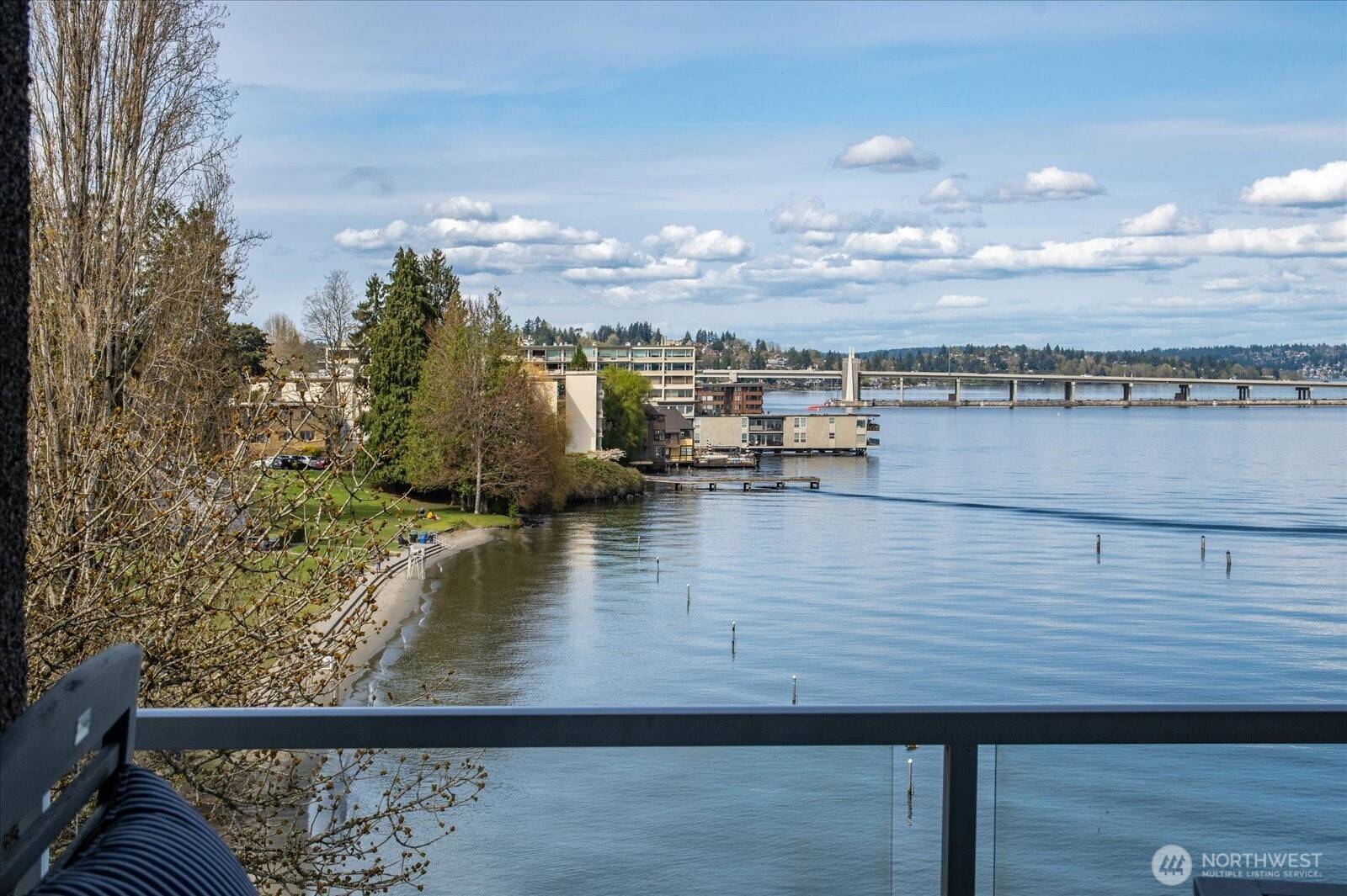 Seattle, WA 98112,1800 43rd AVE E #401