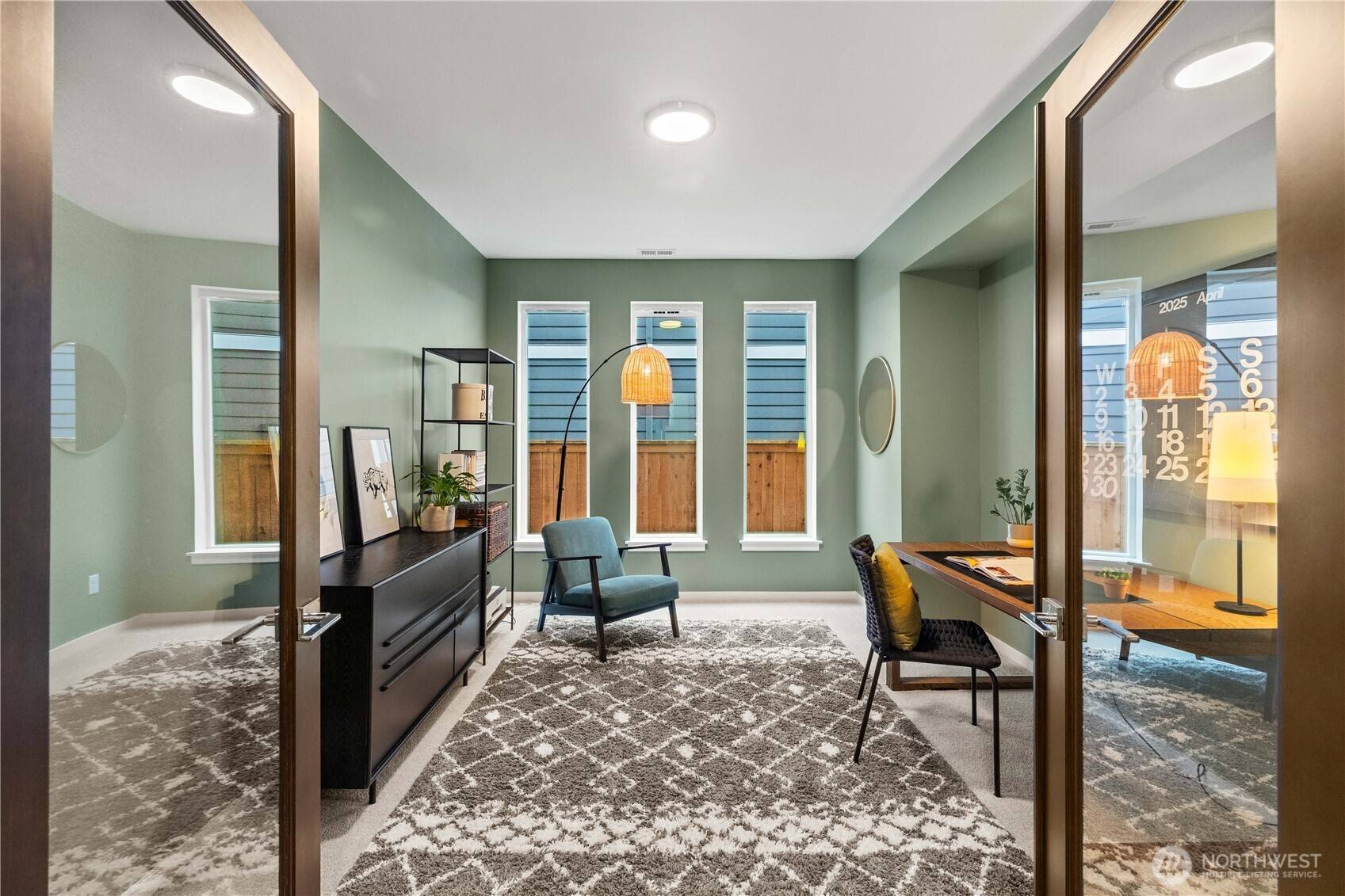 Black Diamond, WA 98010,24014 Lily PL SE