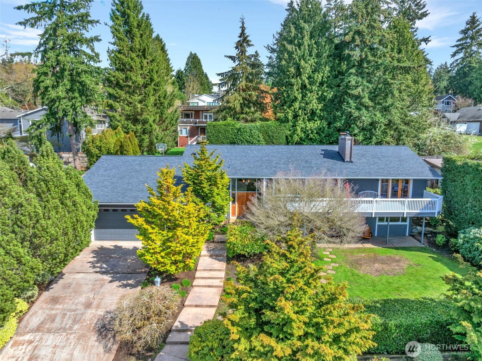 Kirkland, WA 98033,5210 111th AVE NE