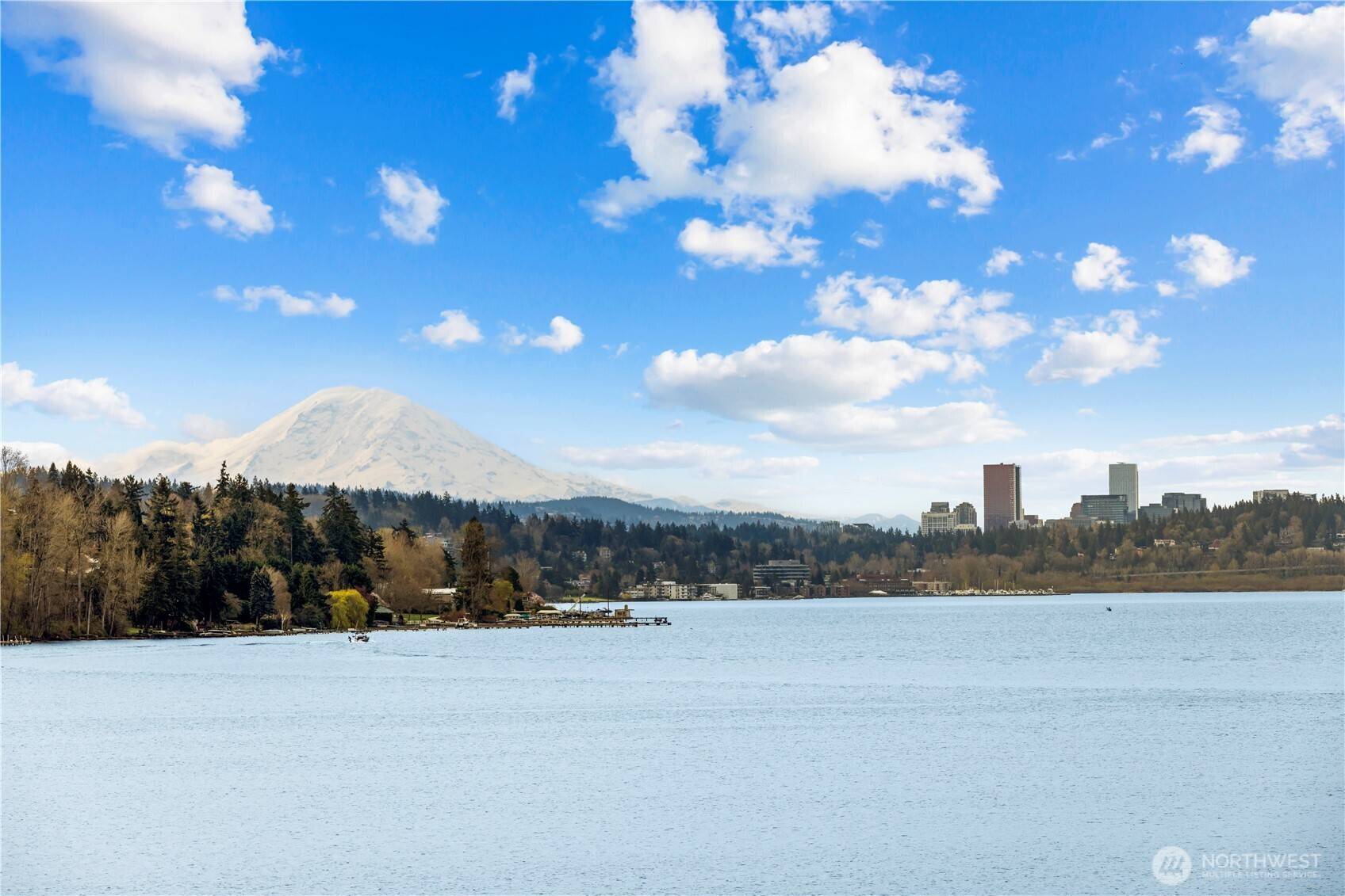 Kirkland, WA 98034,8625 NE Juanita DR