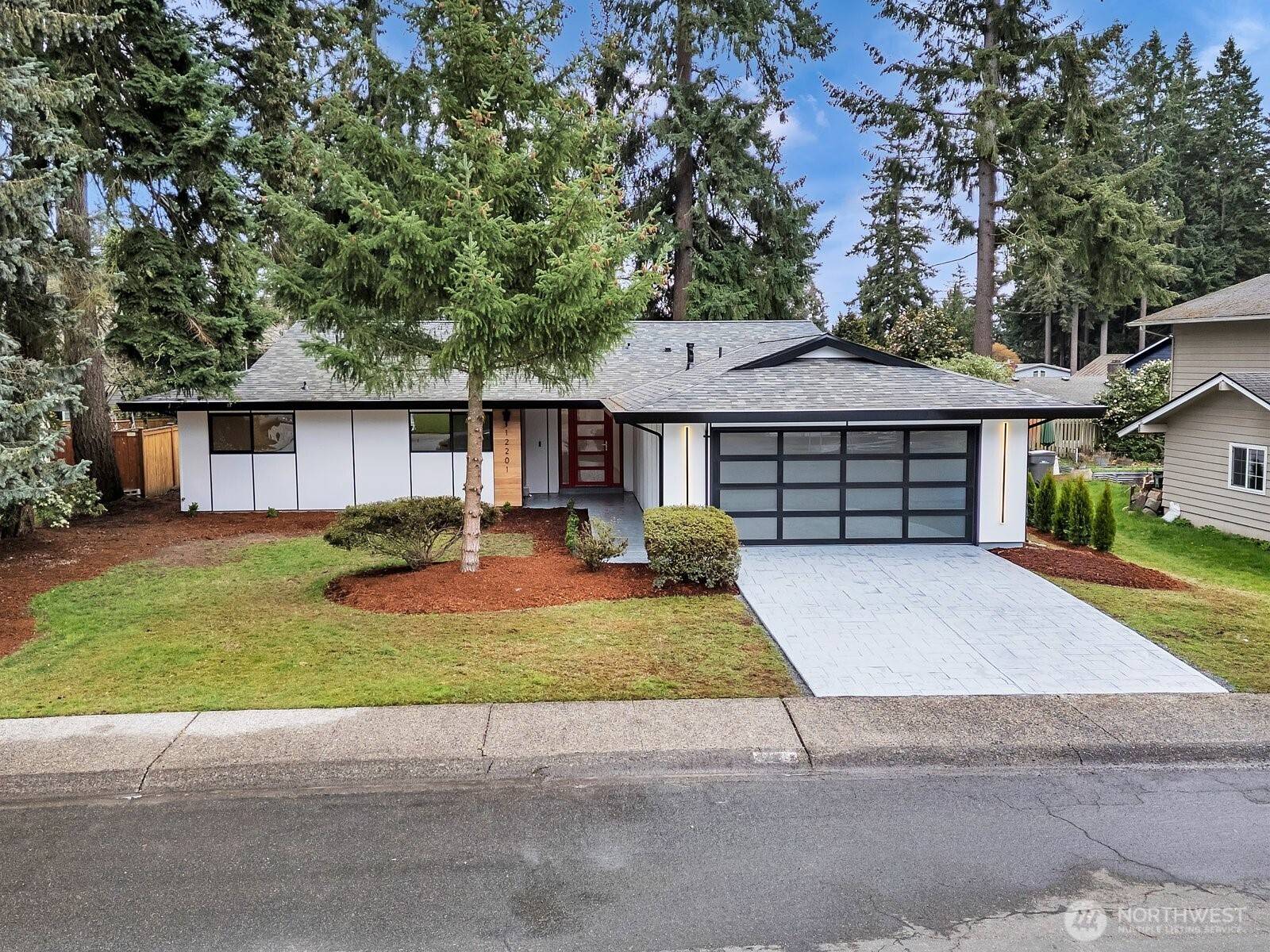 Kirkland, WA 98034,12201 NE 142nd PL