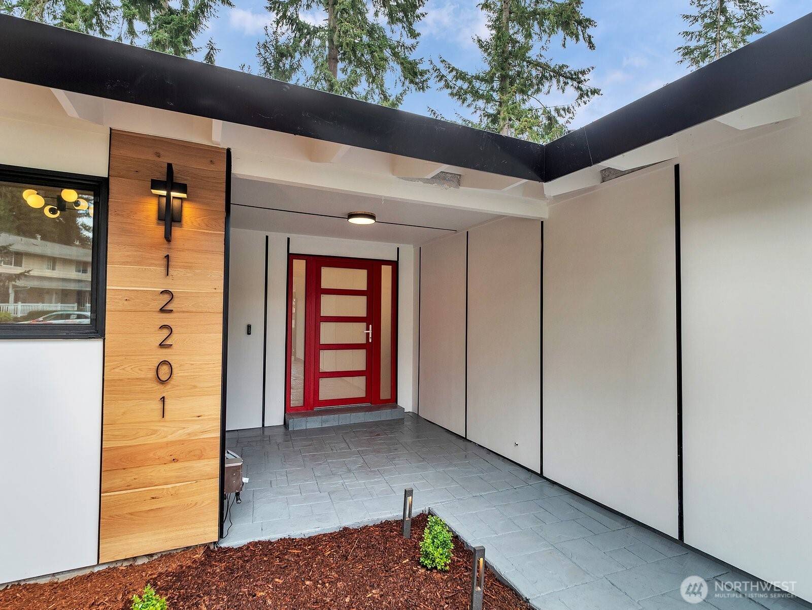 Kirkland, WA 98034,12201 NE 142nd PL
