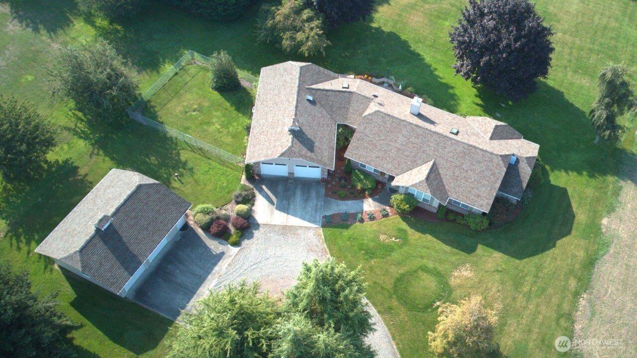 Sequim, WA 98382,212 Letha LN