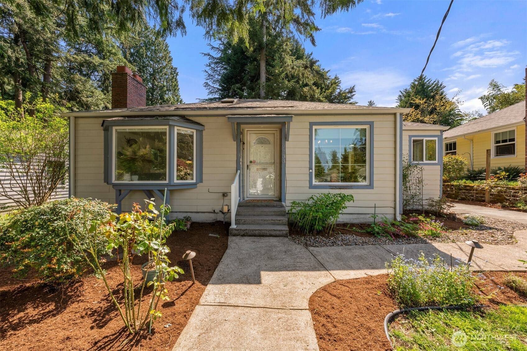 Seattle, WA 98115,2733 NE 89th ST