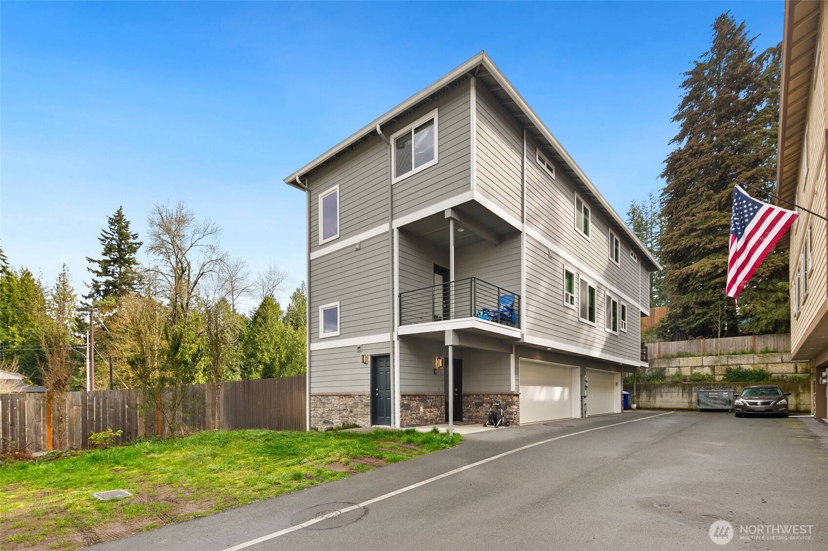 Everett, WA 98203,7109 Rainier DR #C